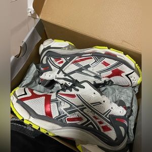 Balenciaga Runner Sneakers (READ BIO)